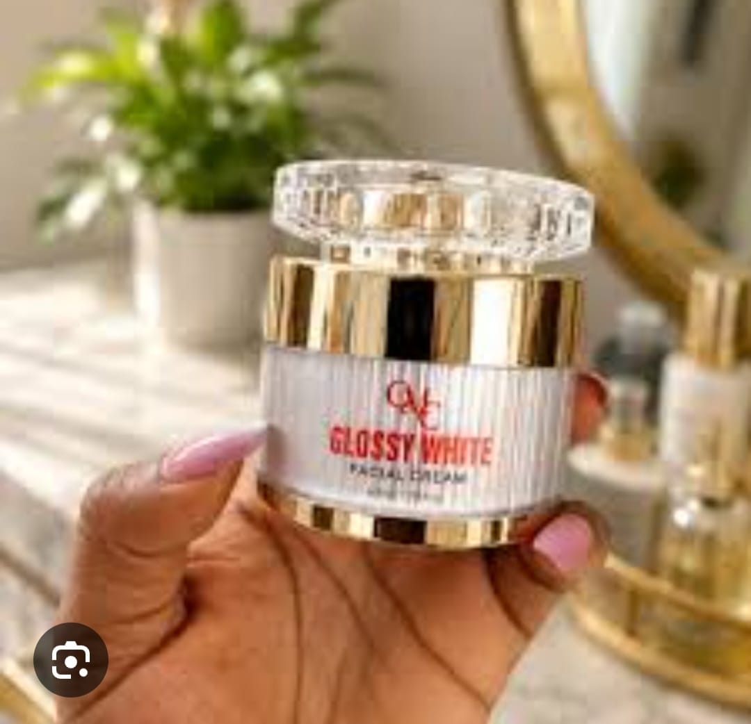 GLOSSY  WHITE  FACIAL  CREAM